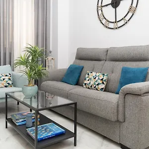 apartamento-triana-deluxe-con-patio-privado.es-andalucia.com/